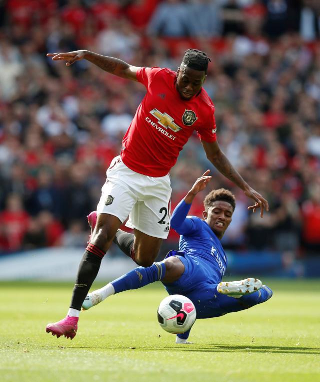 曼联1-0莱斯特！球队建设非一日之功，缺兵少将的“红魔”尽力了