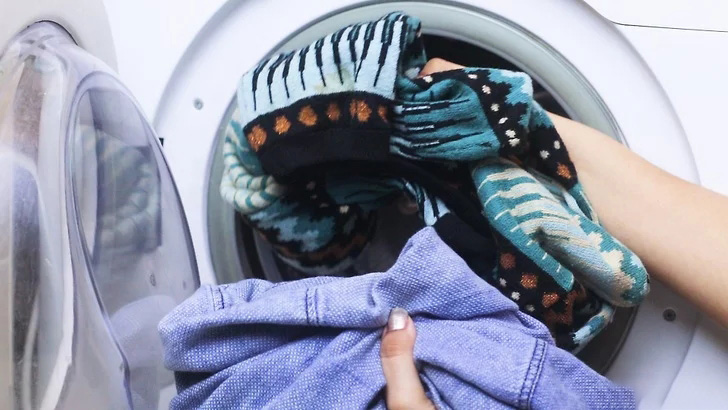 如何快速去除衣服上的毛球,怎么样快速去除衣服上的毛球