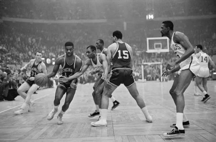 最强nba三个科比vs三个库里,nba历史十大球星科比