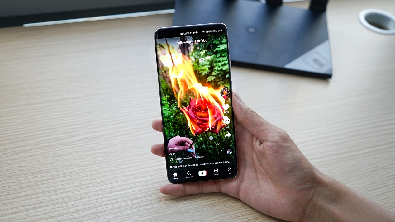 华为路由器ax3pro深度评测,华为ax3pro和tplinkax3000哪个好