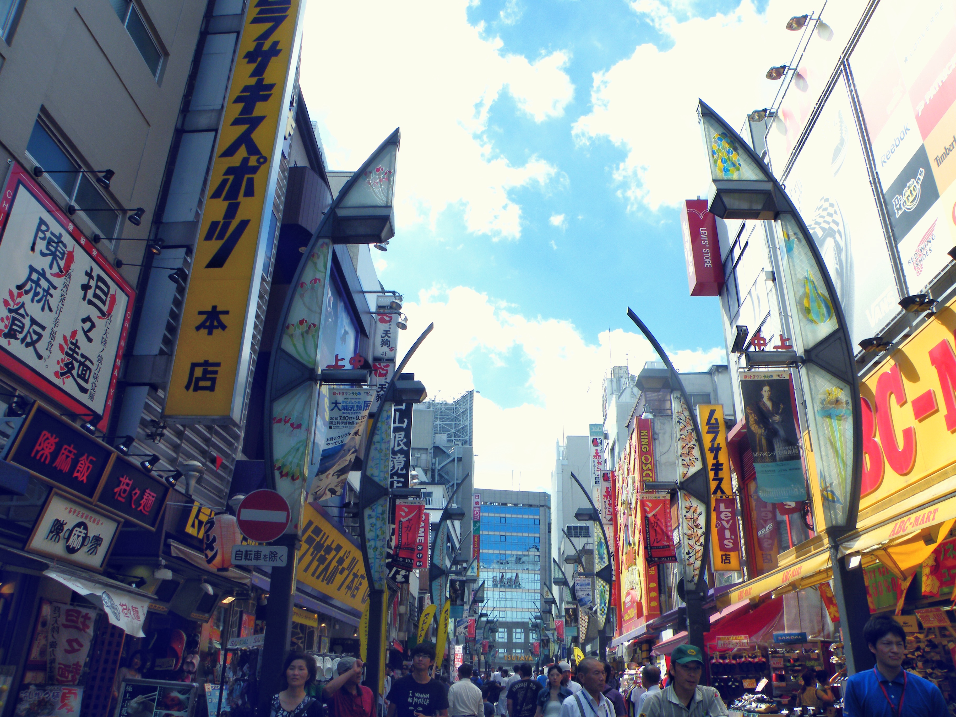 80后旅游博主,80后旅行博主