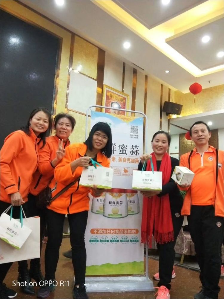 相逢是歌相聚是缘你我同行下句,相逢是缘相聚是情诗