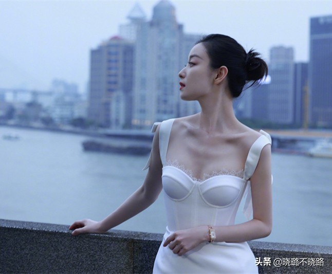 倪妮脸型适合的发型,倪妮电影一刀切短发