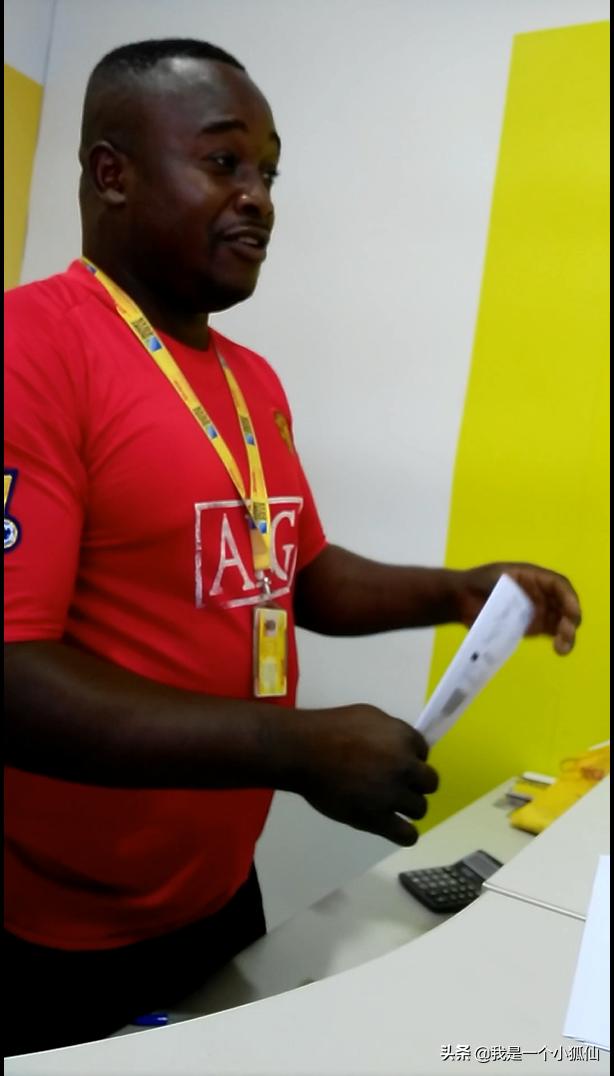 在安哥拉找往国内邮东西的快递我在非洲安哥拉的日子106