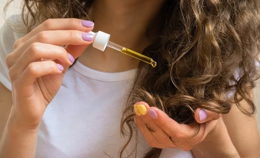 头发烫后炸毛干枯毛躁护发精油,storymix护发精油炸毛