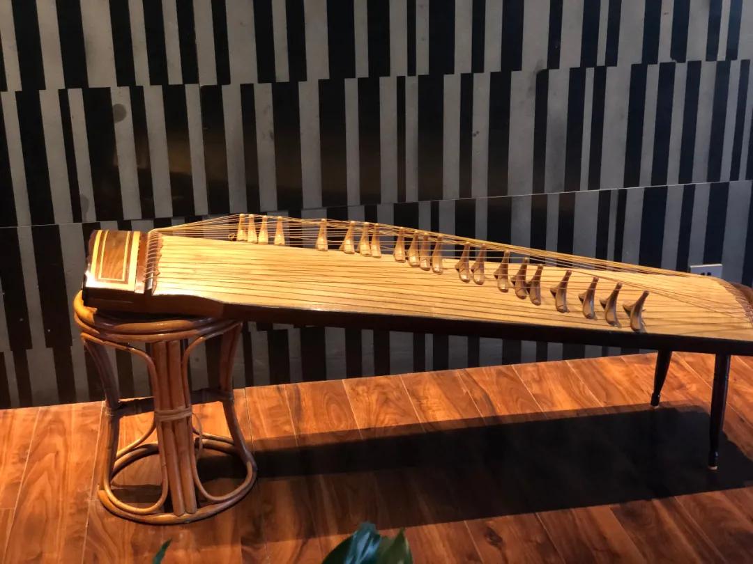 解锁小马路丨与来自时尚之都的DS7,望尽承载百年历史的外马路