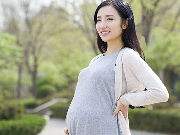 发烧会导致孕妈早产吗,发烧会导致胎儿停育吗