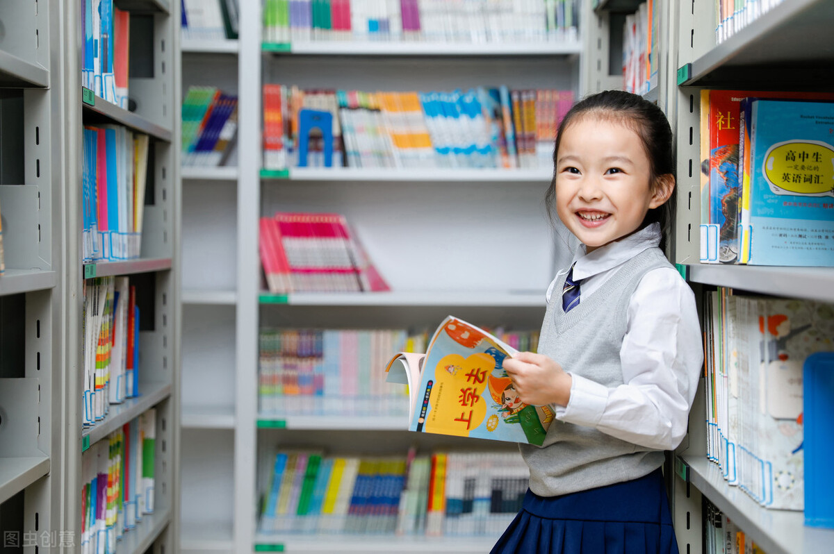 那些灿烂的细节800字中考优秀作文,那些灿烂的细节八年级作文600字