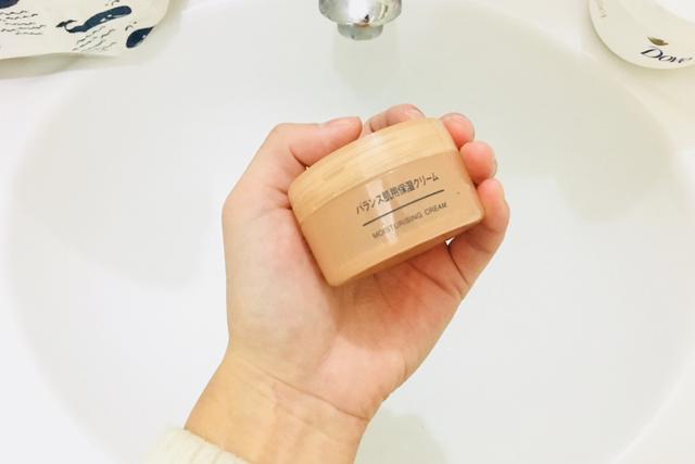 空瓶无数10年疯狂回购的护肤品,攒了半年的护肤空瓶分享