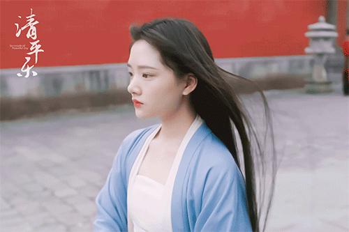 国内小花有哪些,95后小花最会穿搭