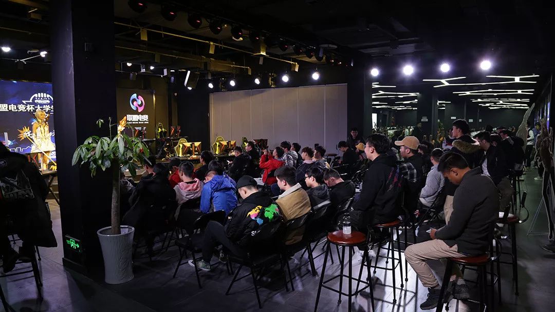 打电竞休学,打电竞需要休学吗