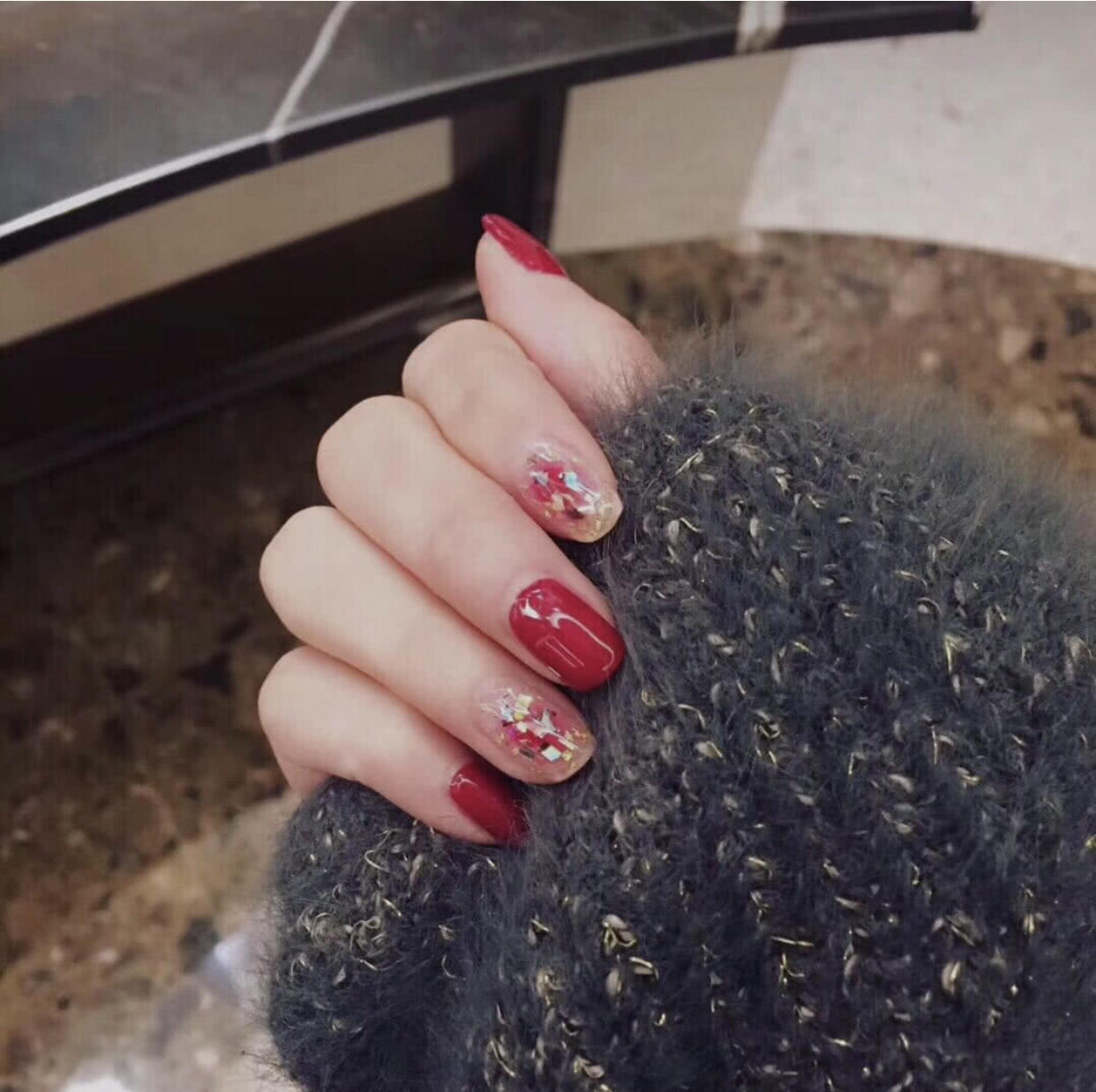 美甲款式推荐晕染美甲,渐变晕染金箔贝壳珍珠美甲黑白