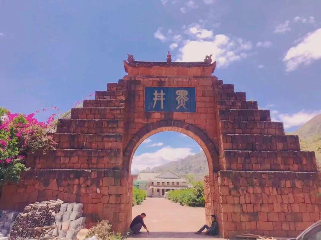 别只盯着大理丽江了!这5个避世小众古镇清净又好吃,你去过几个