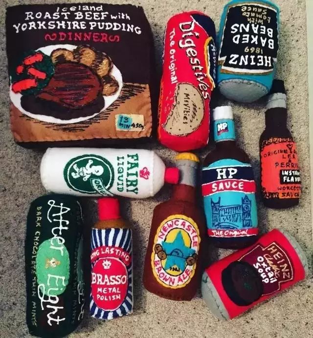 一个95后美女开了一家超市,85后美女开了一家超市