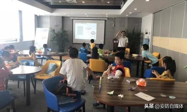 中小学创客教室建设方案,中小学创客教室设备配置方案咨询