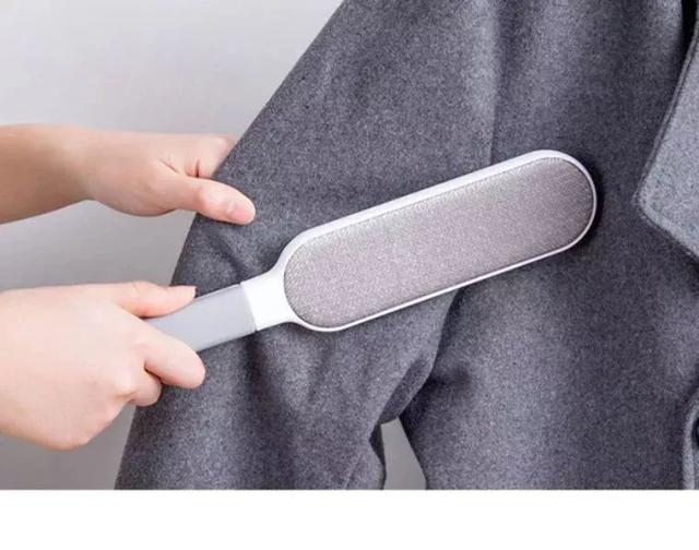 冬天毛衣粘在身上怎么处理,毛衣粘东西处理的小妙招