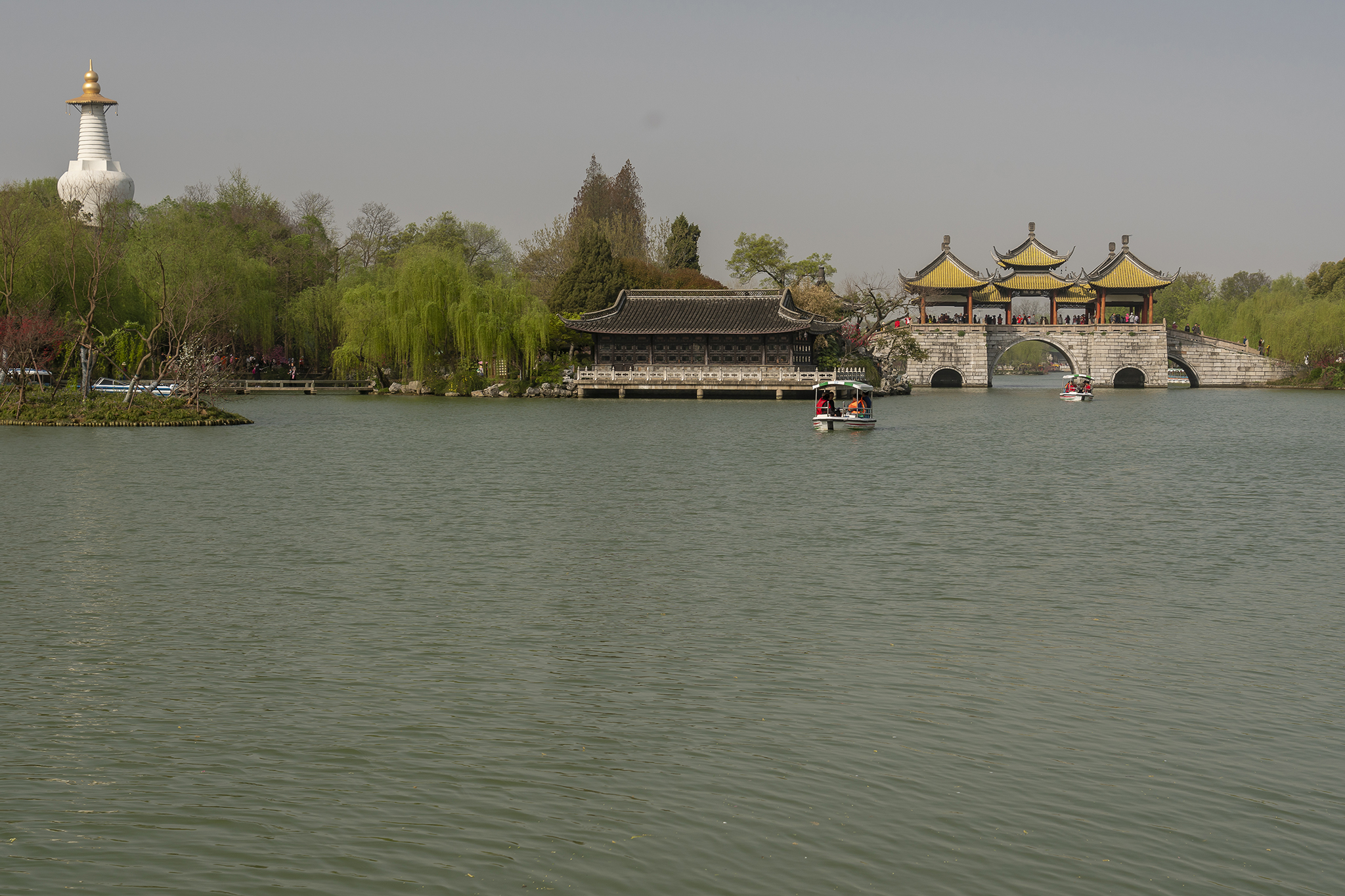 春风十里扬州路烟花三月瘦西湖,扬州三月瘦西湖