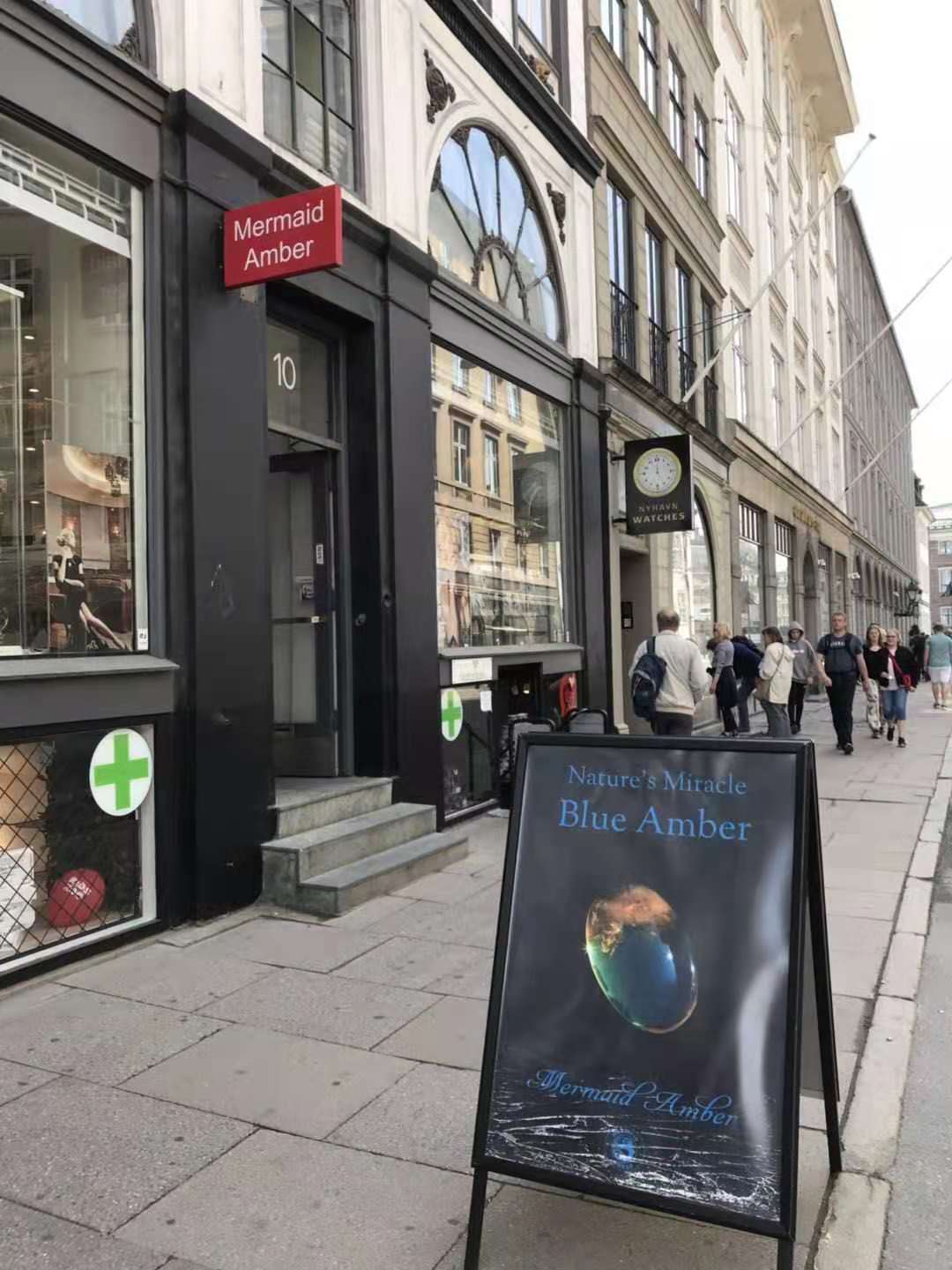 深化经贸往来注入互利合作新动能,深化中日韩经贸合作亟需新动能