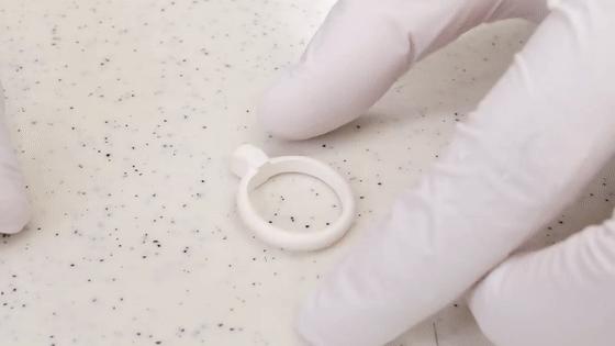 指甲盖做钻戒,日本男子收集指甲制成求婚戒指