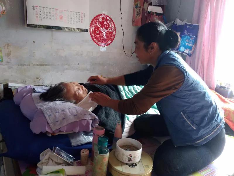 涓滈噷鏉戣档闀跨弽,杈藉畞濂戒汉韬竟濂戒汉2020