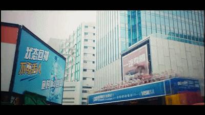 《港囧》幕后你不知道的事，赵薇因床戏接下女主，老公还来了片场