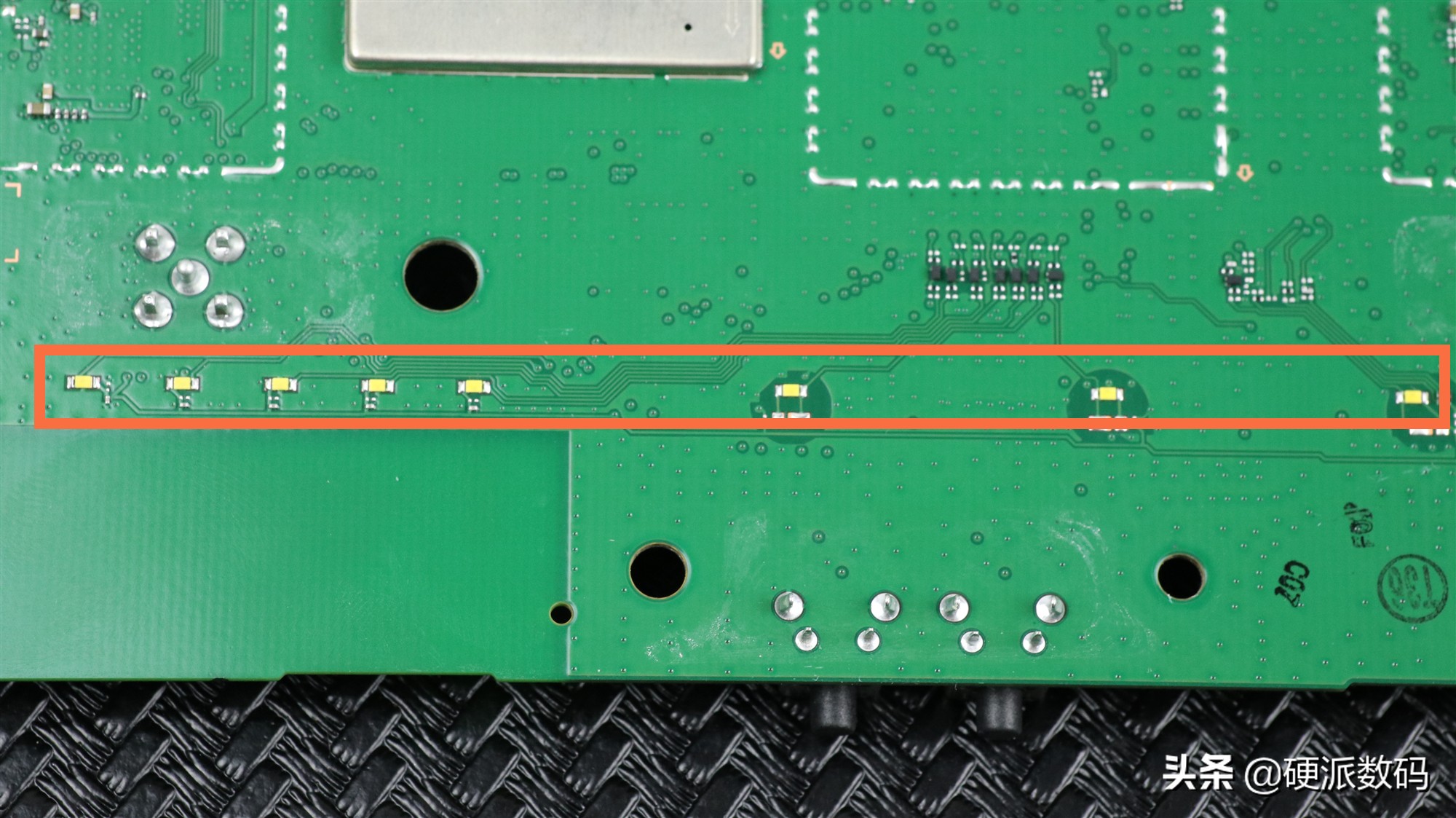 华为4g路由2pro开箱评测与拆解,华为旗下的4g路由2pro测评