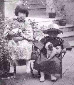 张爱玲弟弟眼中的姐姐,有个才华横溢的姐姐是什么感觉