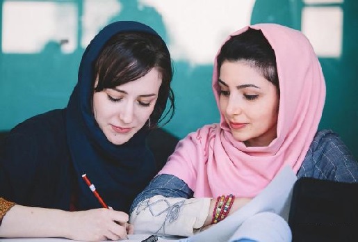 曾是中东最富强的波斯古国，今时何以如此落魄？只因改了国名？