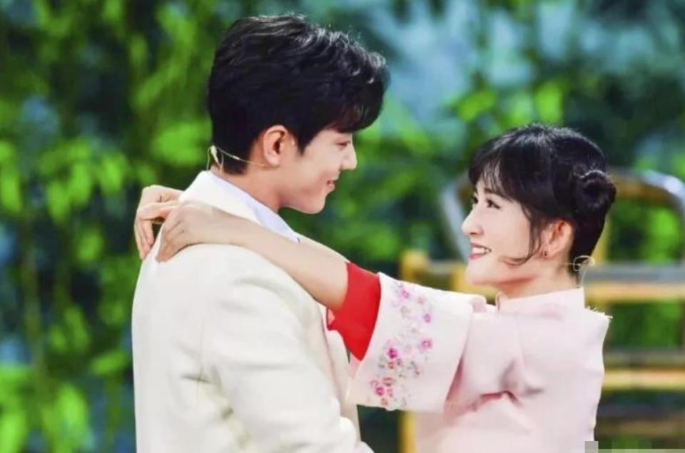 肖战张雨绮乘风破浪出尽风头,张雨绮谢娜近况