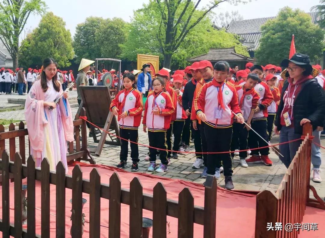 研学好时节不负好时光,和老同学一起旅游台儿庄古城