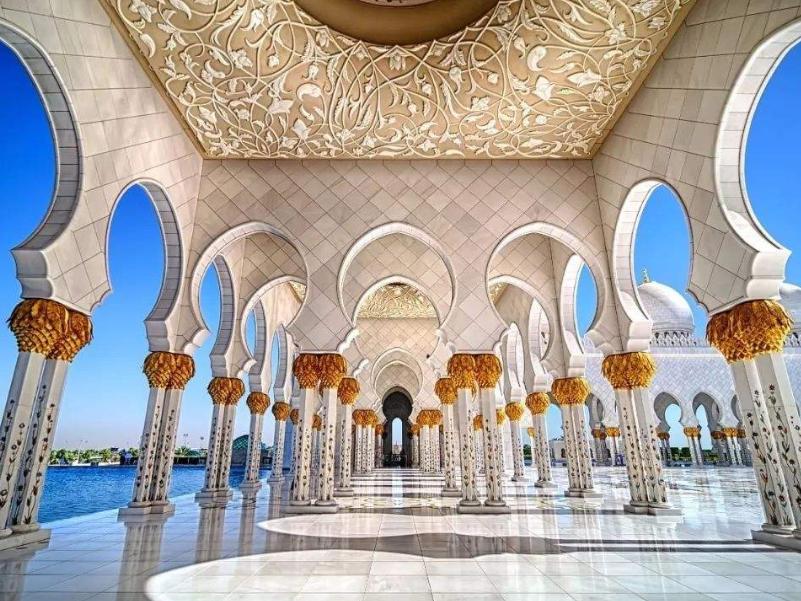 全球唯一八星级酒店耗费200亿打造,全球唯一的8星级酒店占地25万平米