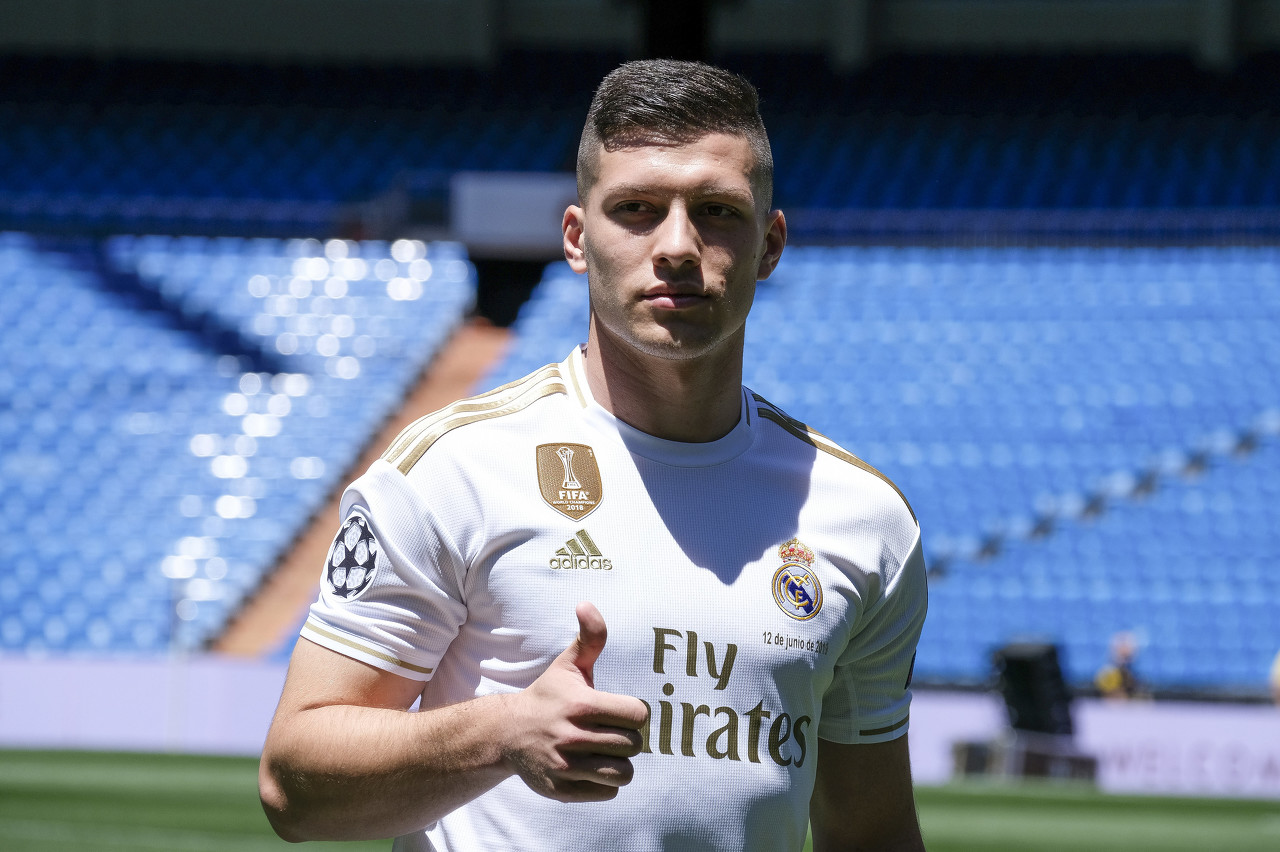 西蒙尼vs齐达内完整视频,西蒙尼和齐达内赛前是否握手