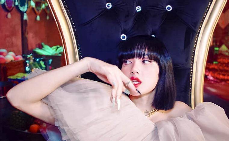 jennie同款小众项链,blackpink回归jennierose