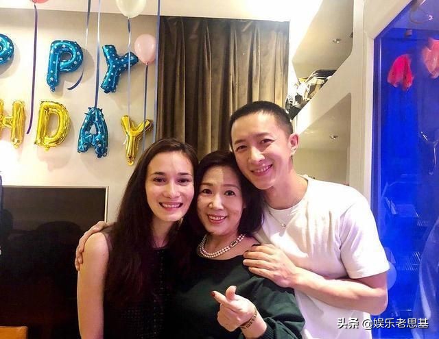 韩庚卢靖姗婚礼欢迎晚宴照片曝光,韩庚卢靖姗结婚好友送上祝福