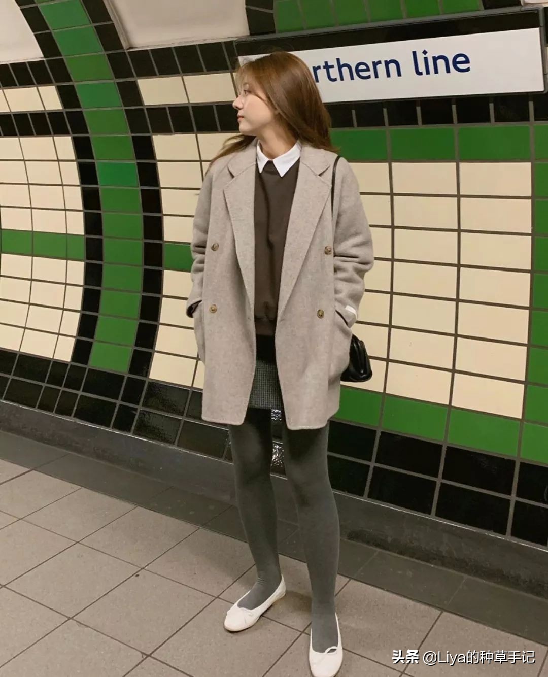 “打*裤底**”怎么穿才不土？记住这4点