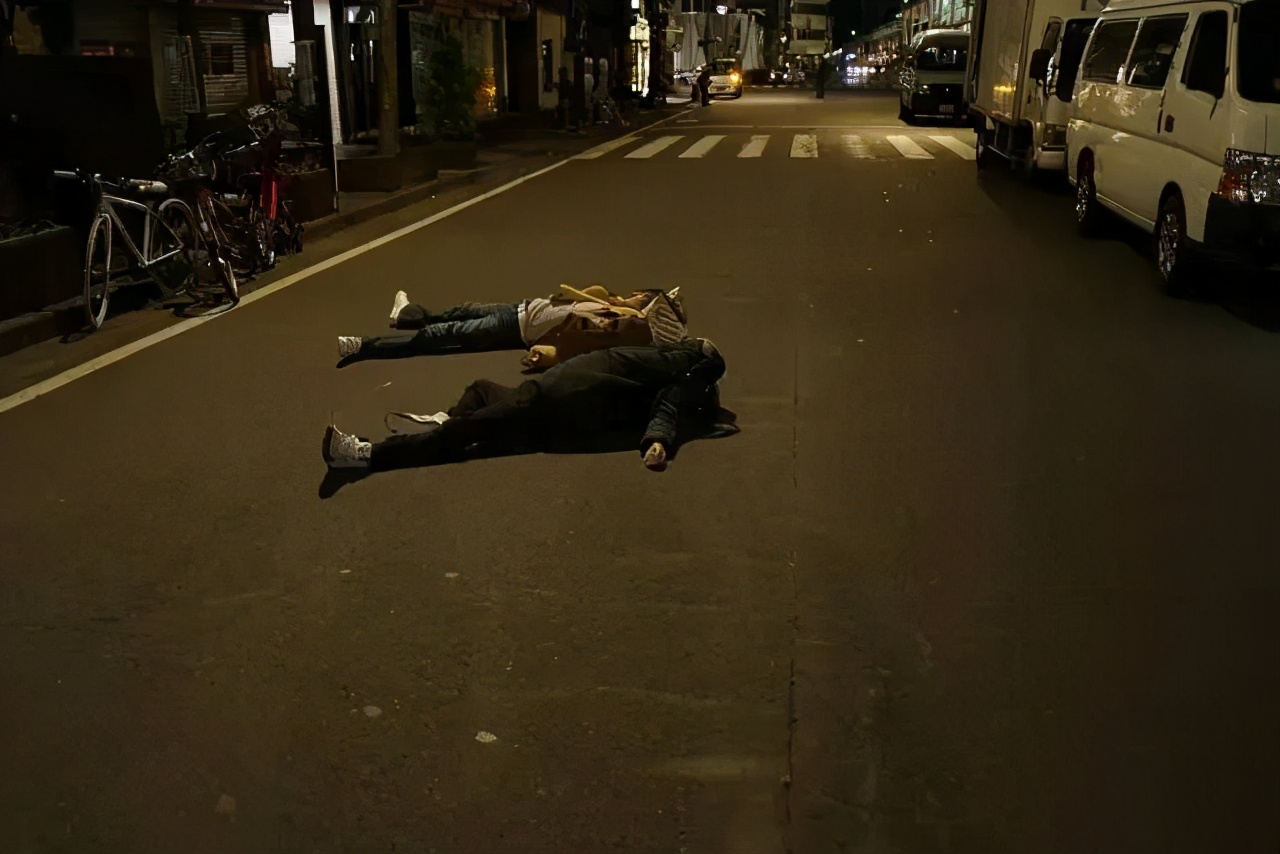 一口气看完纸牌屋1-5季8小时,纸牌屋美剧1-5