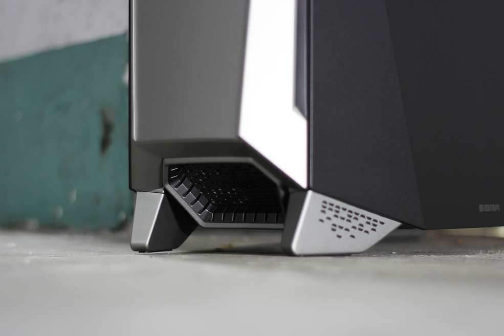 电竞新势力的显示器,七彩虹igame系列主机