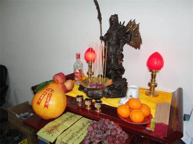 商铺供奉哪种财神最好风水,财神的摆放方法及禁忌