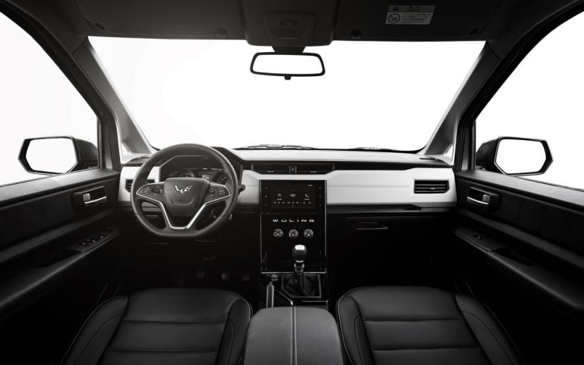 瑞风m3和五菱宏光v哪个好,五菱宏光plus和江淮m3谁更好开