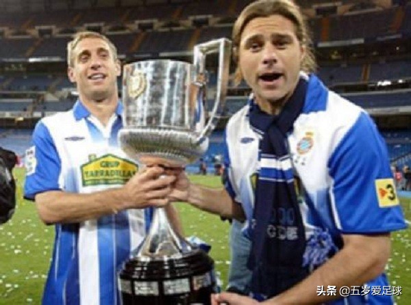 西班牙人武磊球衣1920赛季,西班牙人24号是谁