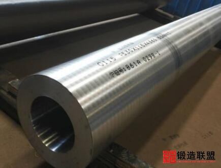 被李依依赞誉为“鬼斧神工”的宏润核装5万吨挤压机有何过人之处