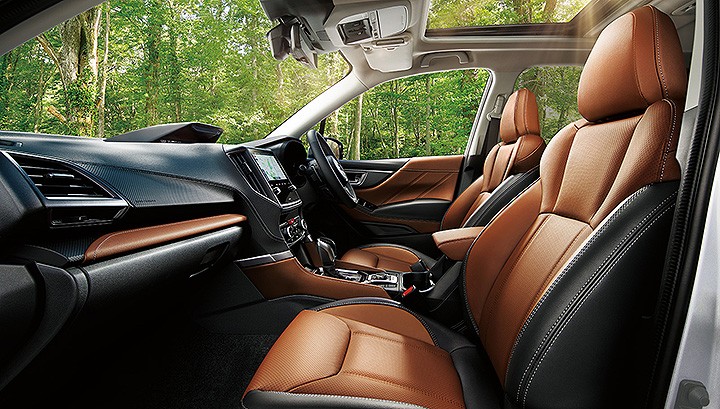 斯巴鲁森林人四驱对比丰田普拉多,新款森林人2022款和老款区别