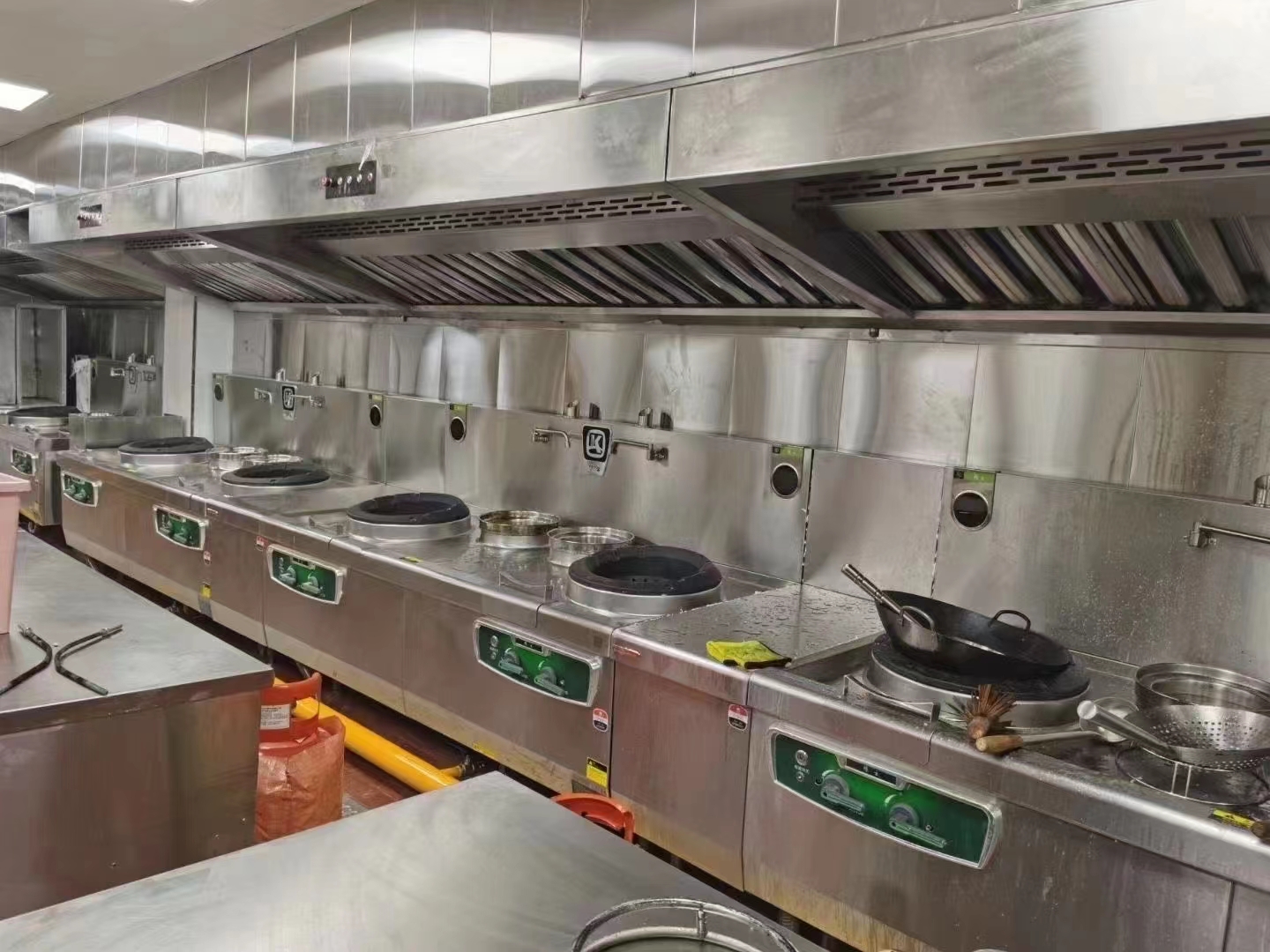 开一个早餐店需要什么设备,开早餐店需要准备什么