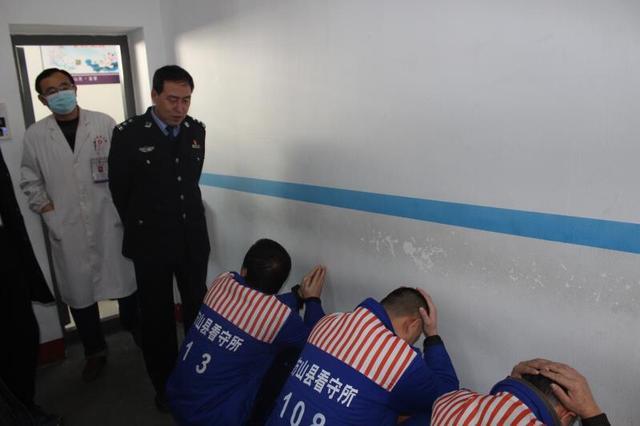 看守所里有内衣内裤吗,看守所给犯人提供内衣吗