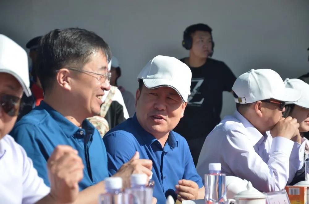 童心向党主题运动会入场,童心向党校运会开幕式