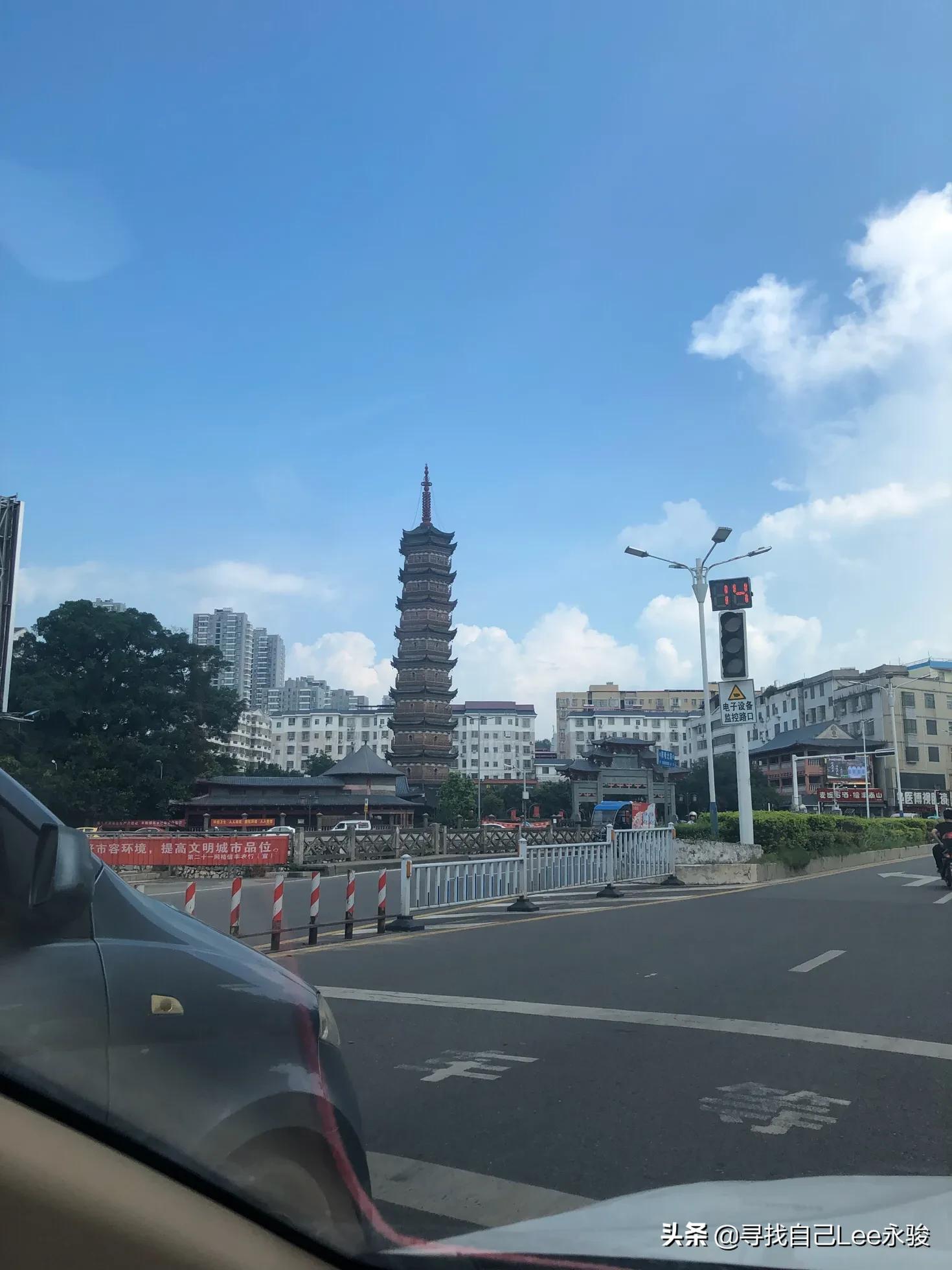 请允许我介绍我的家乡英语,让我介绍我的家乡作文