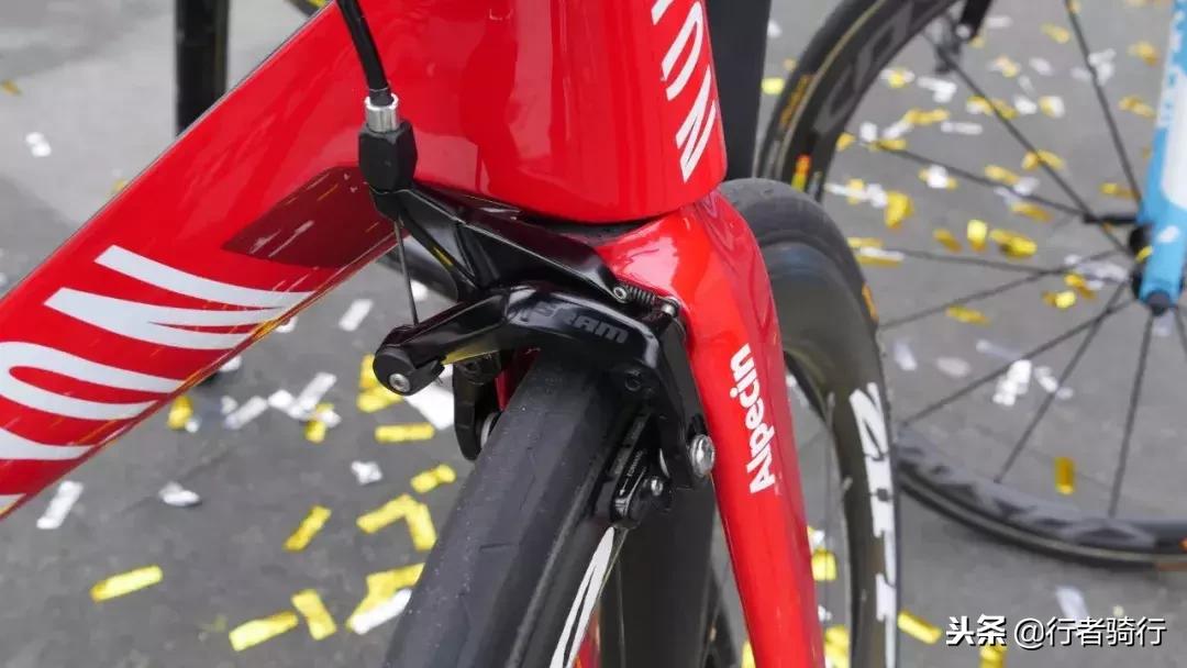 萨甘有没有拿过环法单站冠军,环法11赛段萨甘撞范阿尔特视频