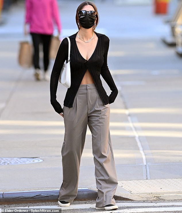 超模艾米丽拉塔科夫斯身材,艾米丽拉塔科夫斯基有孩子吗