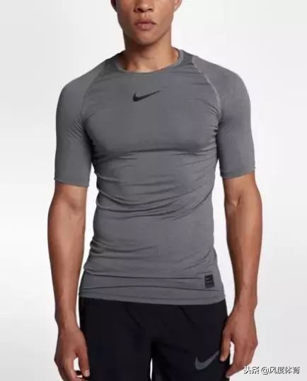 健身肌肉男穿衣搭配图片,肌肉男在健身穿衣搭配