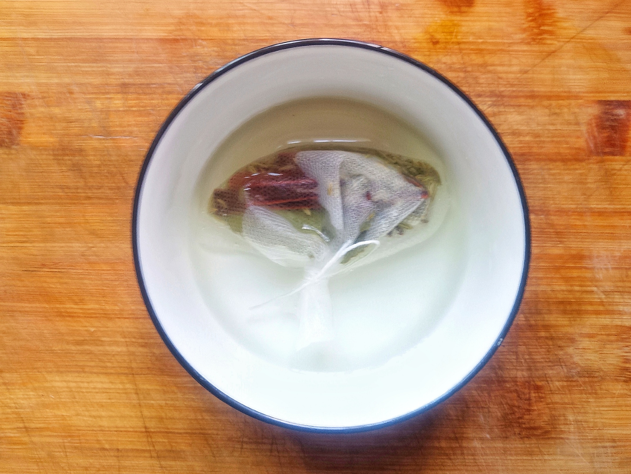 麻辣火锅底料应该怎么制作,制作麻辣火锅底料的方法窍门